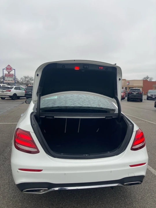 2017 Mercedes-Benz W213 E-Class - Image 11 of 21