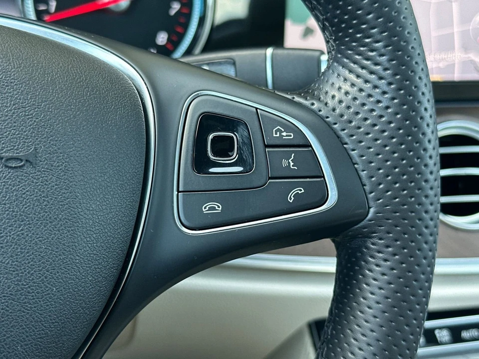 2017 Mercedes-Benz W213 E-Class - Image 28 of 31
