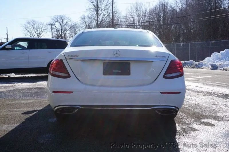 2017 Mercedes-Benz W213 E-Class - Image 6 of 12