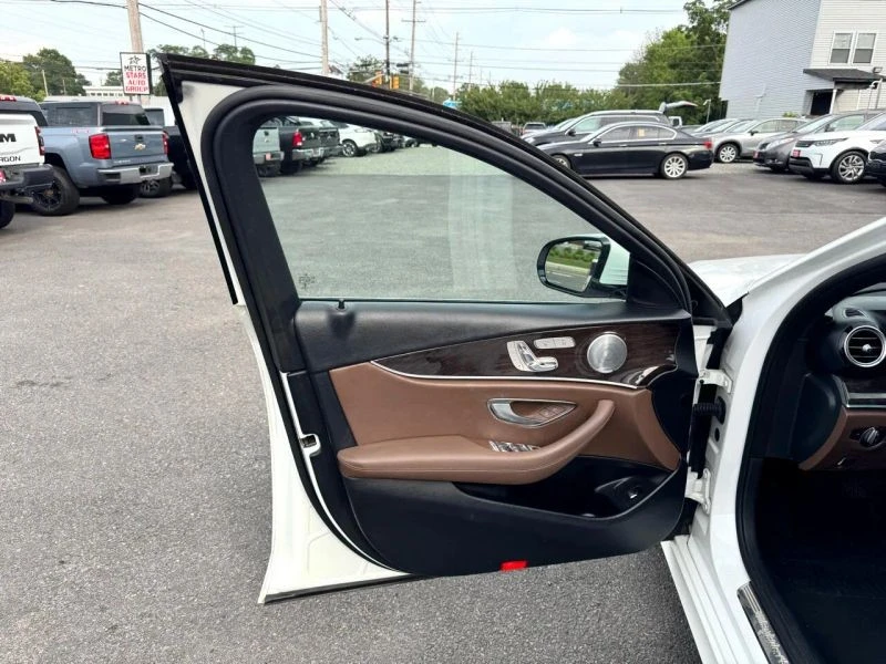 2017 Mercedes-Benz W213 E-Class - Image 10 of 12
