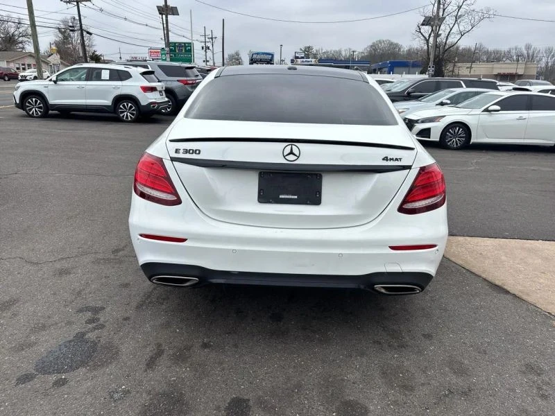 2017 Mercedes-Benz W213 E-Class - Image 7 of 12