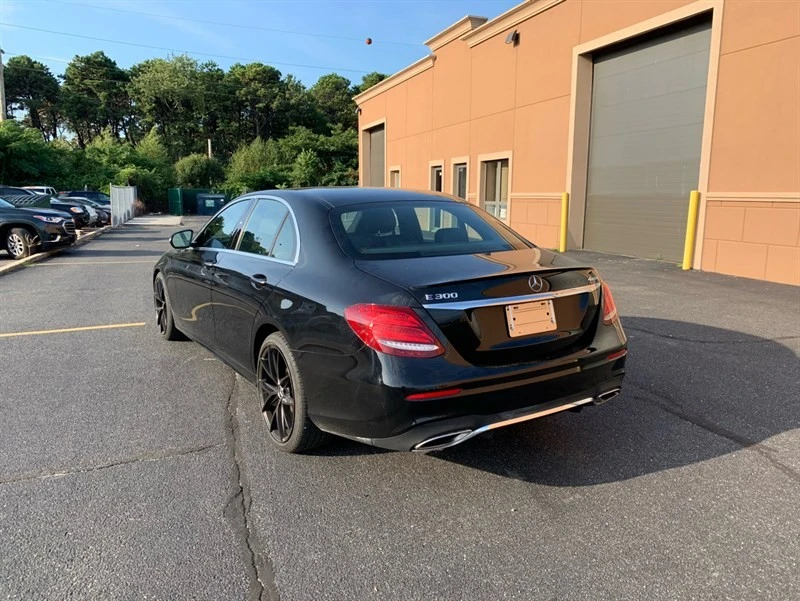2017 Mercedes-Benz W213 E-Class - Image 9 of 21