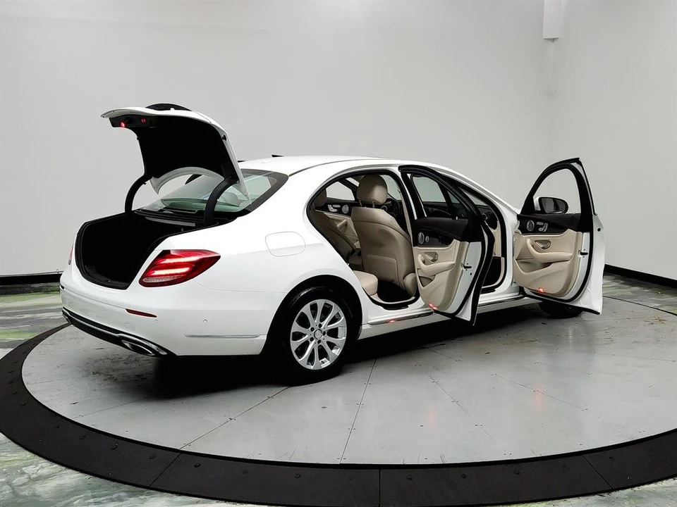 2017 Mercedes-Benz W213 E-Class - Image 11 of 21