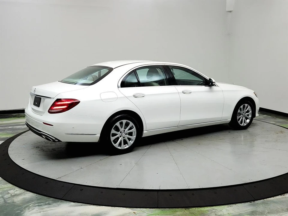 2017 Mercedes-Benz W213 E-Class - Image 5 of 21