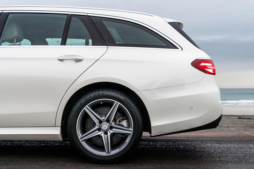 2017 Mercedes-Benz W213 E-Class - Image 24 of 31