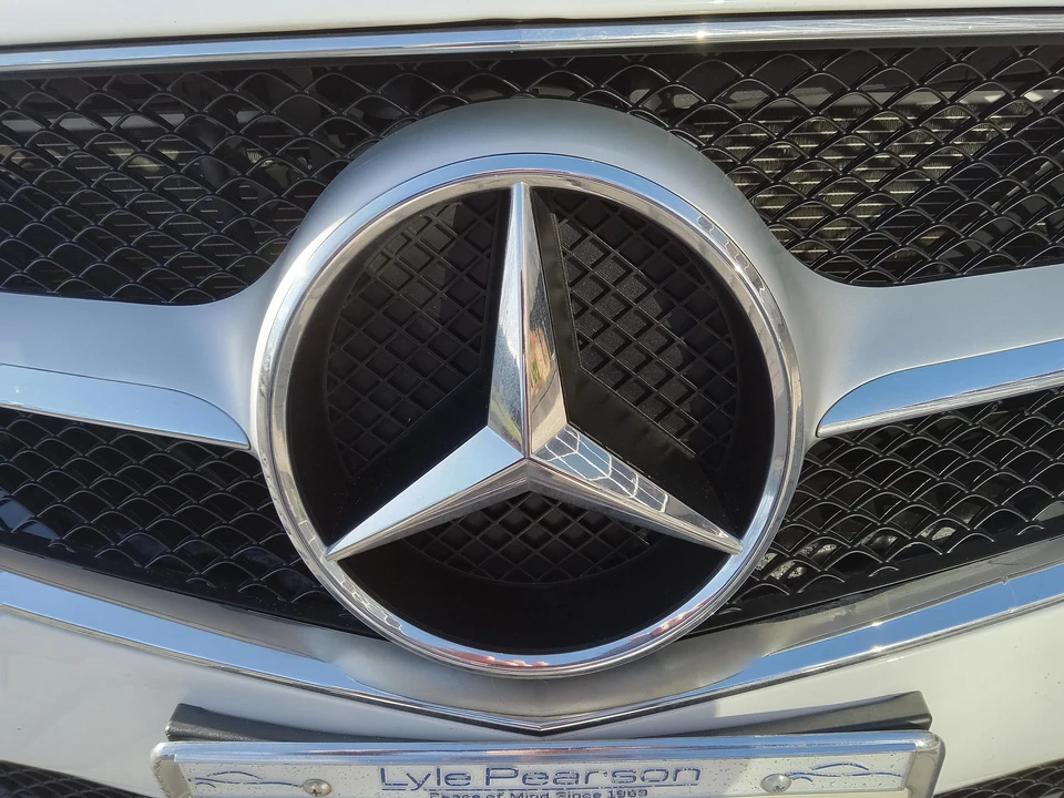2017 Mercedes-Benz C207/A207 E-Class Coupe & Convertible - Image 22 of 31