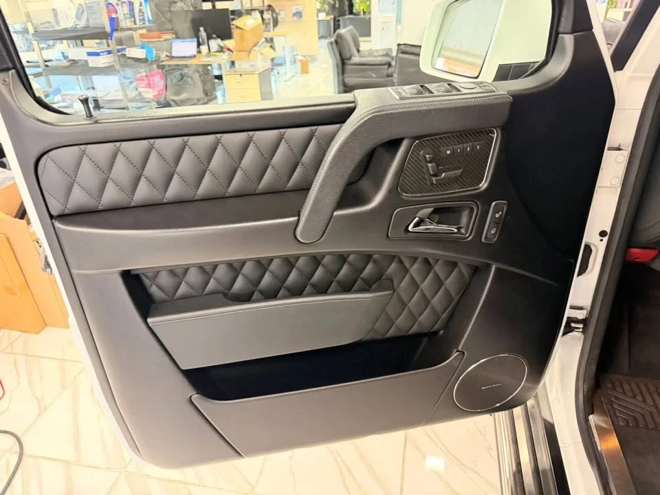 2017 Mercedes-Benz W463 G-Class - Image 10 of 18