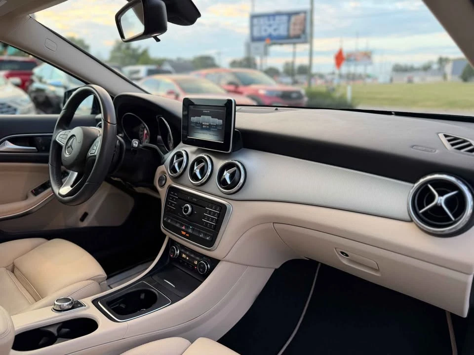 2017 Mercedes-Benz X156 GLA - Image 10 of 18