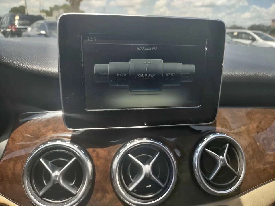 2017 Mercedes-Benz X156 GLA - Image 11 of 12