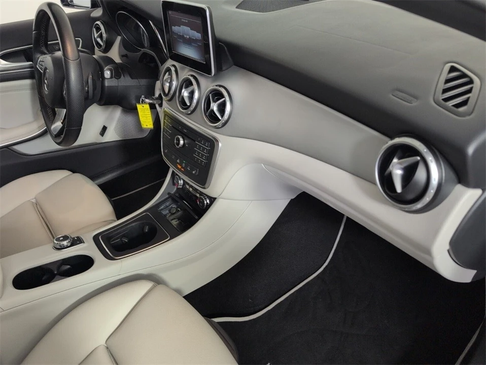2017 Mercedes-Benz X156 GLA - Image 14 of 21