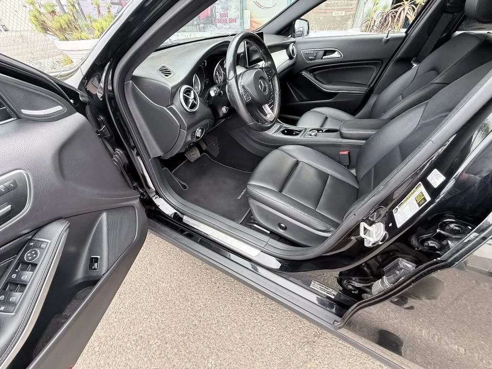 2017 Mercedes-Benz X156 GLA - Image 12 of 16