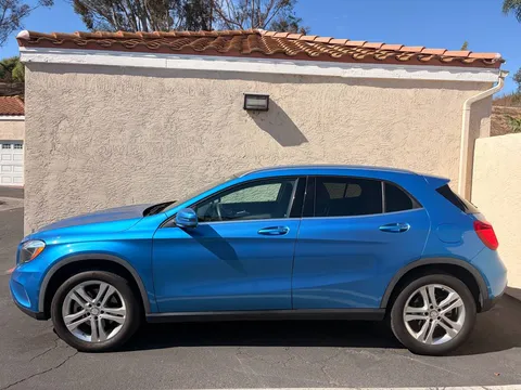 2017 Mercedes-Benz GLA250 4MATIC