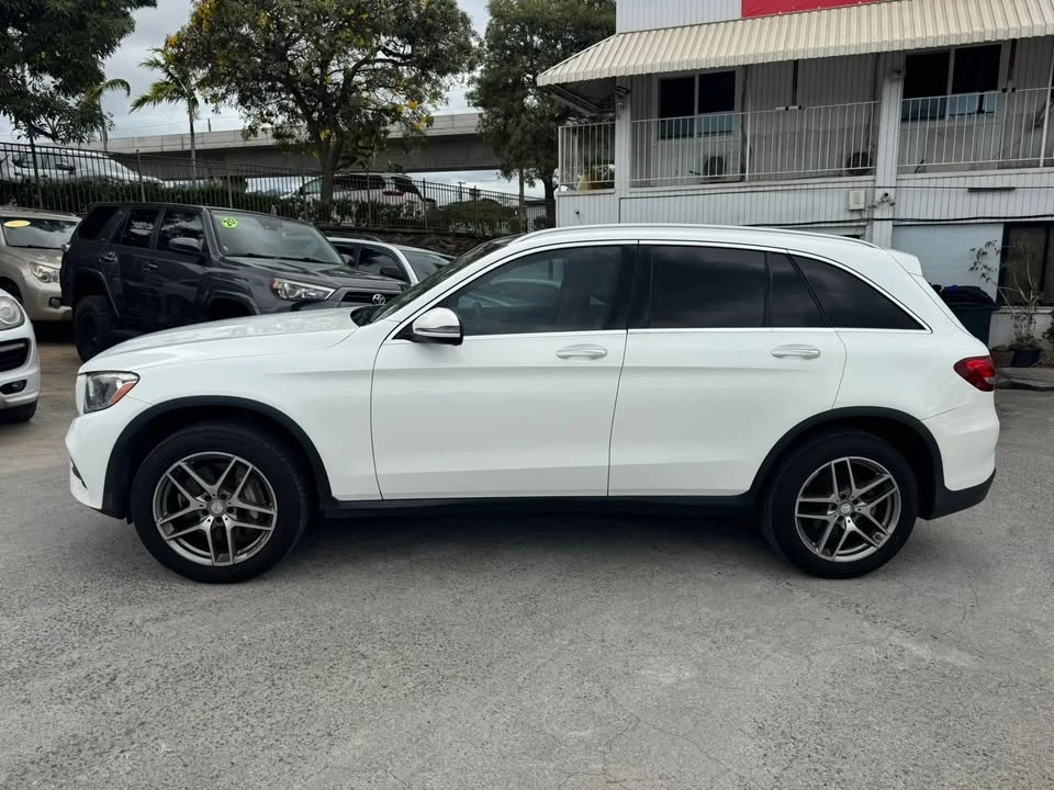 2017 Mercedes-Benz X253/C253 GLC - Image 5 of 14