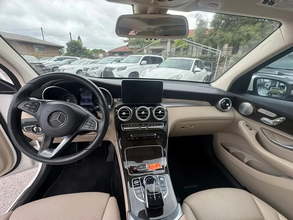 2017 Mercedes-Benz X253/C253 GLC - Image 12 of 14