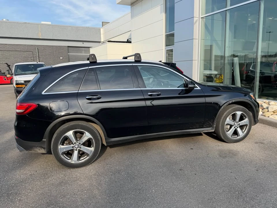 2017 Mercedes-Benz GLC - Image 2 of 10