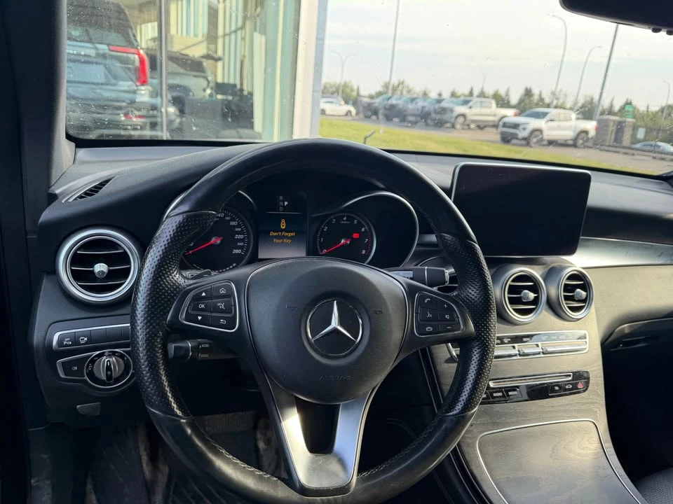 2017 Mercedes-Benz GLC - Image 4 of 10