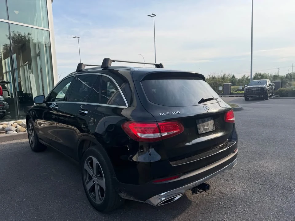 2017 Mercedes-Benz GLC - Image 3 of 10