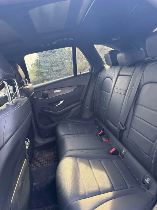2017 Mercedes-Benz GLC - Image 9 of 10