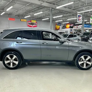 2017 Mercedes-Benz GLC 300