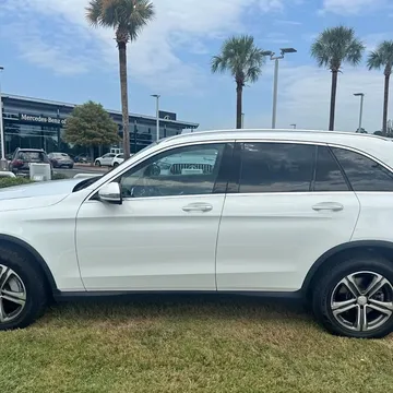 2017 Mercedes-Benz GLC 300