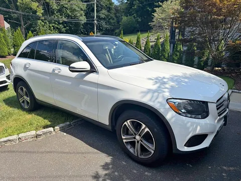 2017 Mercedes-Benz GLC 300 4MATIC Sport Utility 4D