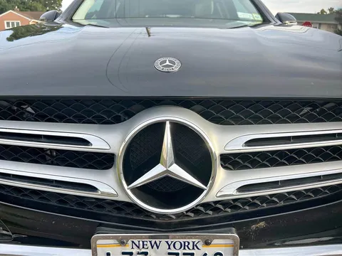 2017 Mercedes-Benz GLC GLC 300 4MATIC Sport Utility 4D