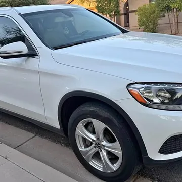 2017 Mercedes-Benz GLC 300 Sport Utility 4D