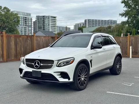 2017 Mercedes-Benz GLC43 AMG V6 Twin Turbo 4Matic