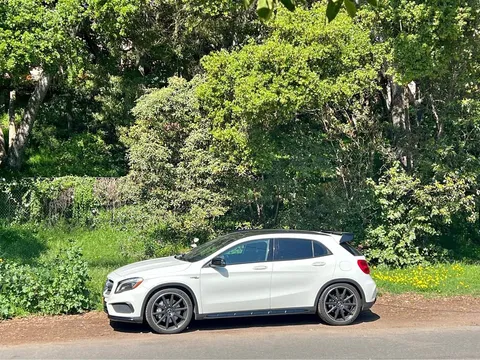 2017 Mercedes-Benz Mercedes-AMG GLA 45 AMG