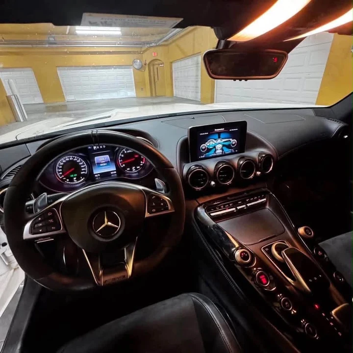 2017 Mercedes-Benz AMG GT - Image 4 of 5