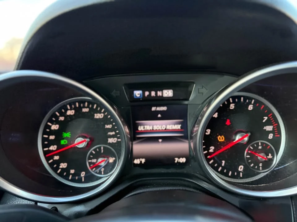2017 Mercedes-Benz R172 SLC 43 AMG - Image 8 of 11