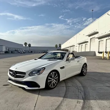 2017 Mercedes-Benz Mercedes-AMG SLC
