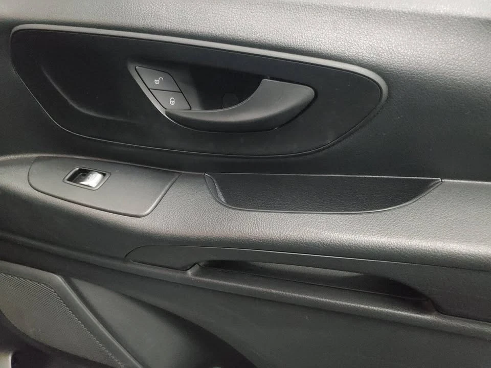 2017 Mercedes-Benz Sprinter - Image 14 of 19
