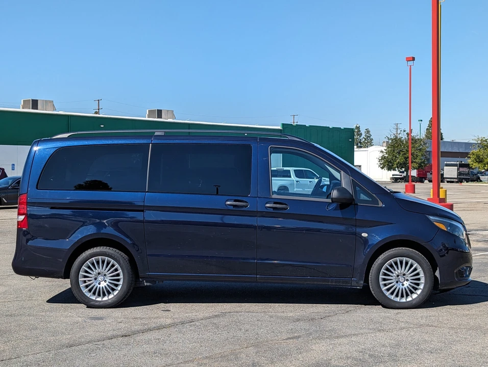 2017 Mercedes-Benz W447 V-Class/Metris - Image 9 of 21