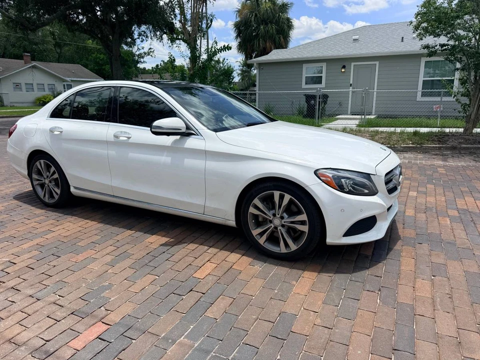 2017 Mercedes-Benz W205 C-Class - Image 4 of 19