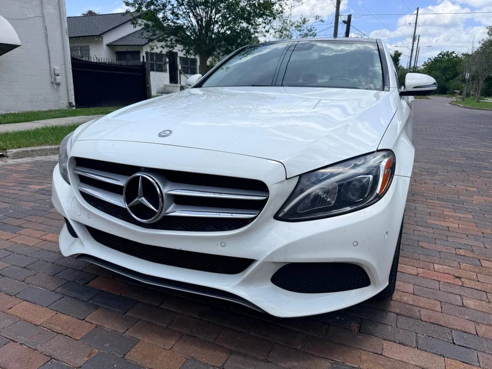 2017 Mercedes-Benz W205 C-Class - Image 2 of 19
