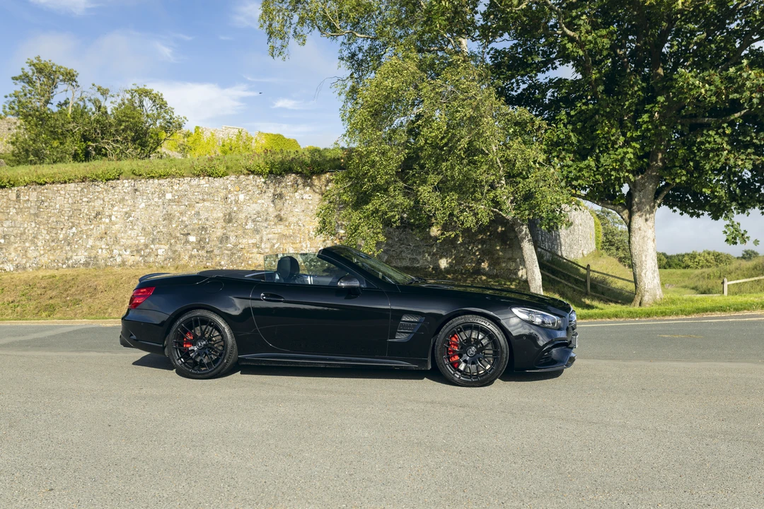 2017 Mercedes-Benz R231 SL 63 & SL 65 AMG - Image 17 of 31