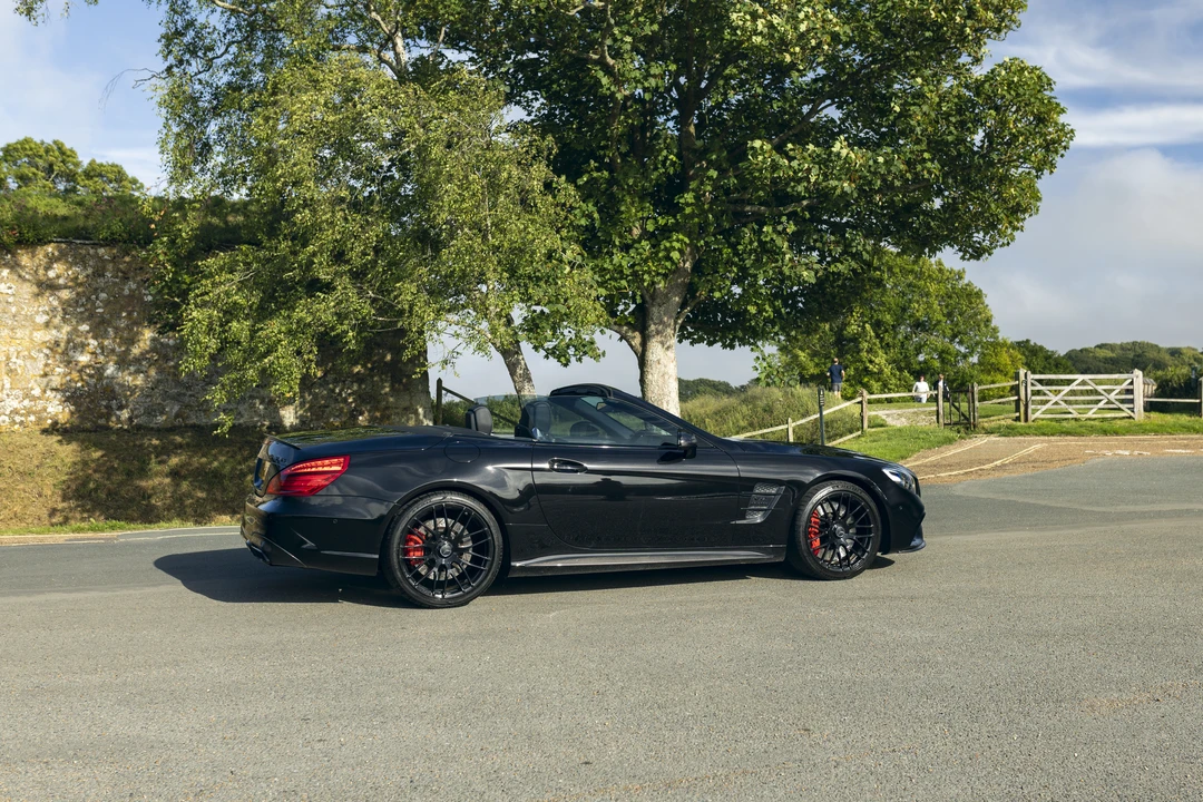 2017 Mercedes-Benz R231 SL 63 & SL 65 AMG - Image 15 of 31