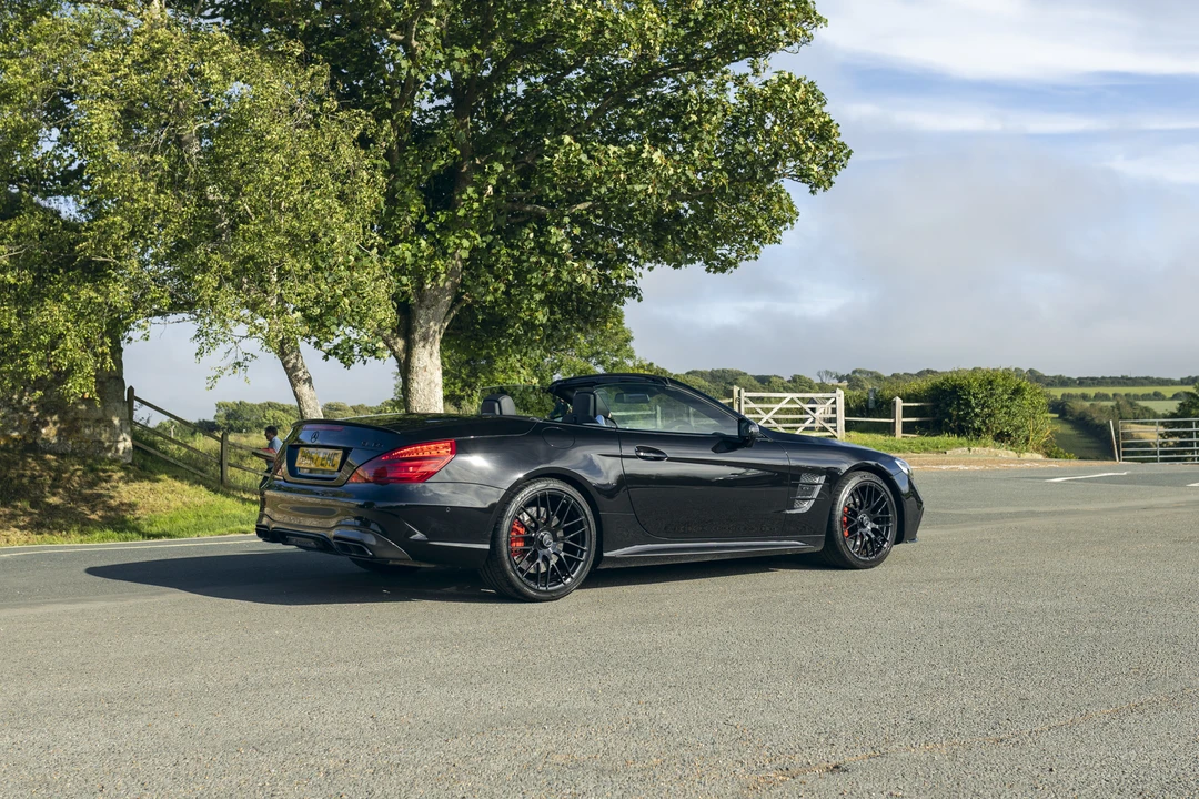 2017 Mercedes-Benz R231 SL 63 & SL 65 AMG - Image 7 of 31