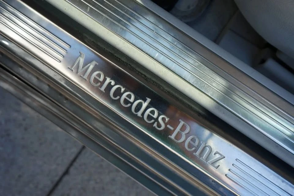 2017 Mercedes-Benz W222 S-Class - Image 9 of 20