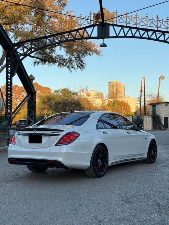 2017 Mercedes-Benz W222 S 63 & S 65 AMG - Image 4 of 21