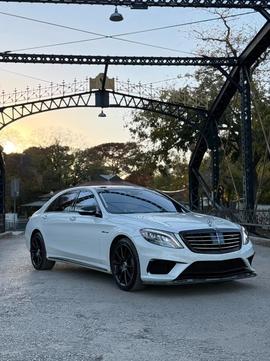 2017 Mercedes-Benz W222 S 63 & S 65 AMG - Image 6 of 21