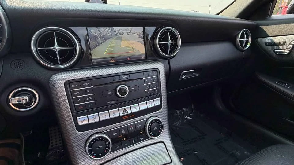 2017 Mercedes-Benz R231 SL-Class - Image 16 of 18