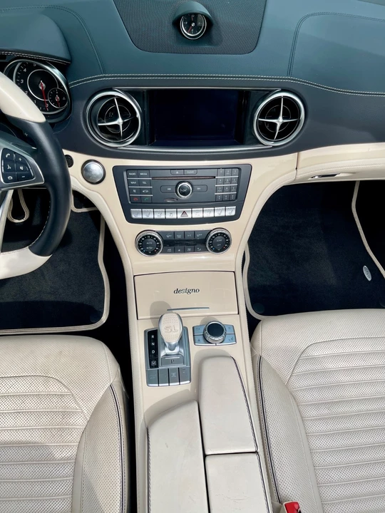 2017 Mercedes-Benz R231 SL-Class - Image 14 of 20