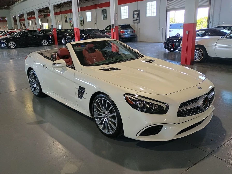 2017 Mercedes-Benz - Image 6 of 12