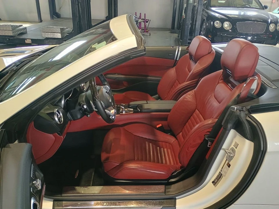 2017 Mercedes-Benz - Image 9 of 12