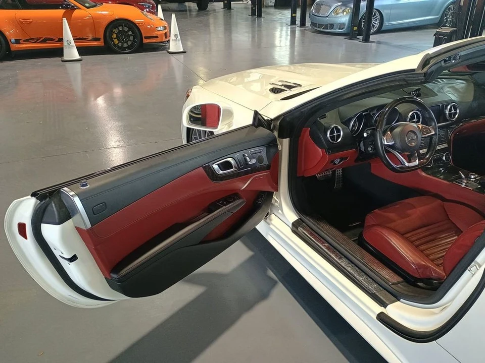 2017 Mercedes-Benz - Image 8 of 12
