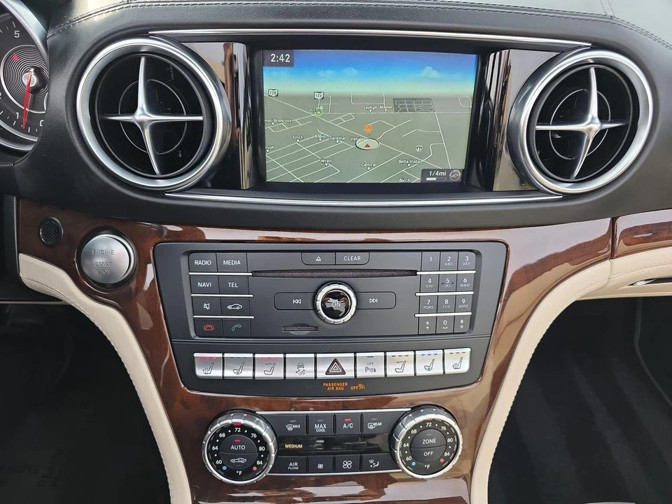 2017 Mercedes-Benz R231 SL-Class - Image 9 of 12