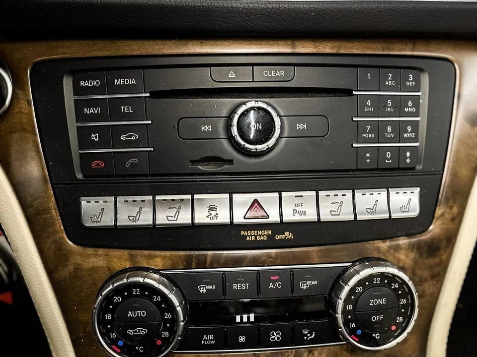 2017 Mercedes-Benz R231 SL-Class - Image 8 of 12