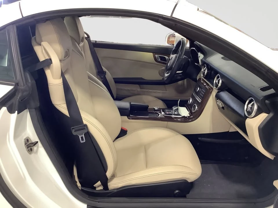 2017 Mercedes-Benz R172 SLC-Class - Image 8 of 19